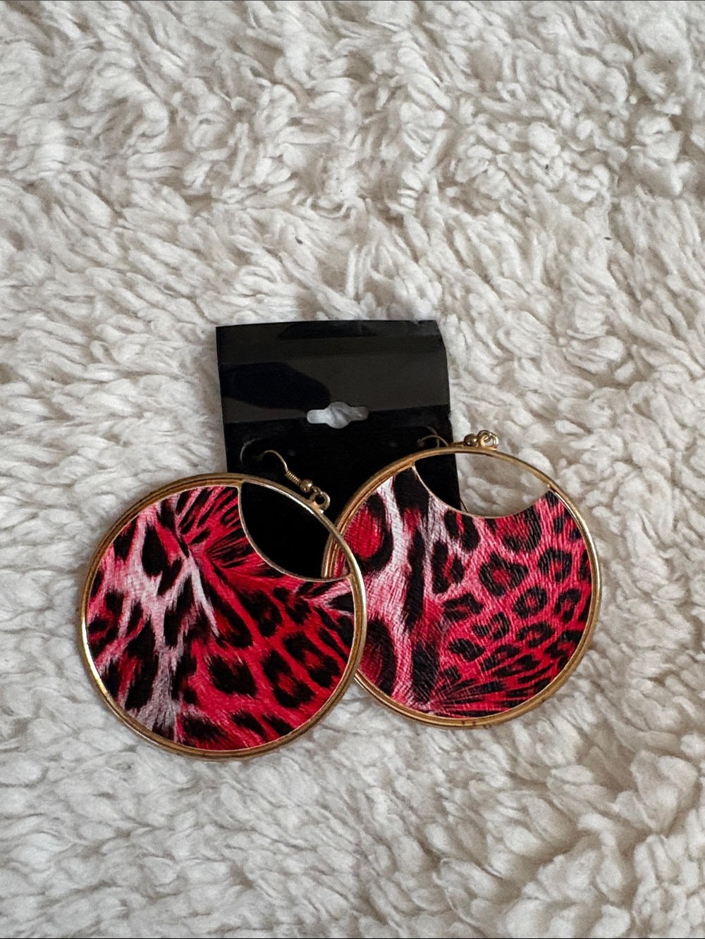 Bold Red Leopard Round Hoop Earrings - Women Jewelry
